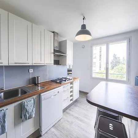 Apartment Spacieux Et Lumineux Tours